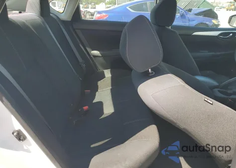 2017 Nissan Sentra S z USA, uszkodzony, nr VIN 3N1AB7AP8HY294030